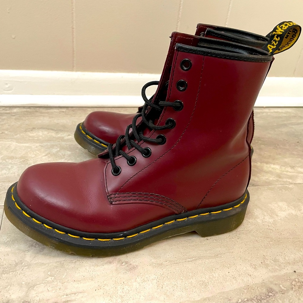 1460 Dr. Martens Boots Maroon